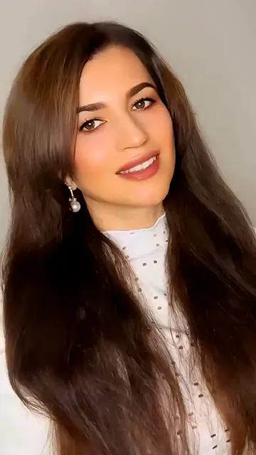 Laura Tamagni Top Hair Influencer